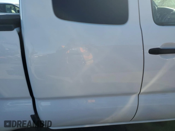 2013 Toyota Tacoma PreRunner with VIN 5TFTU4GNXDX041209, listed as a Copart auction lot 86824494 with 91,555 mi miles and Salvage Title. Bid and sale history available at carsss.com. Image 10.