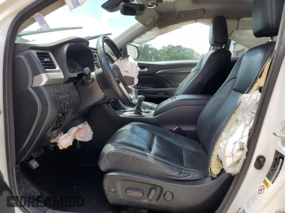 2017 Toyota Highlander Limited with VIN 5TDYZRFH8HS202829, listed as a Copart auction lot 58391795 with 81,957 mi miles and Salvage title. Bid and sale history available at DreamBid. Image 7.