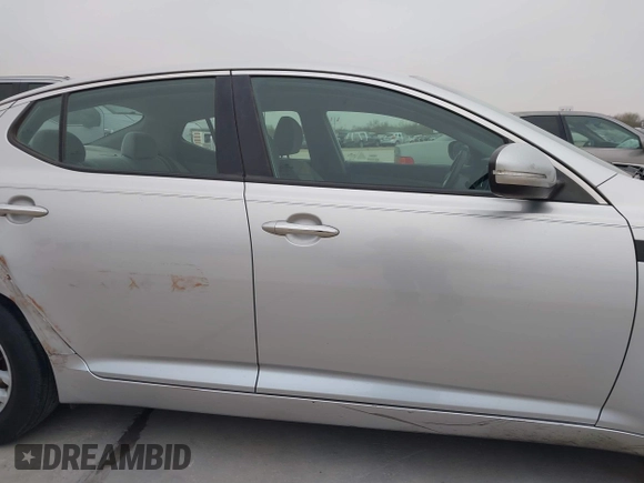 2013 Kia Optima LX with VIN KNAGM4A79D5377485, listed as a IAAI auction lot 41290306 with 172,253 mi miles. Bid and sale history available at carsss.com. Image 13.