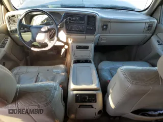 2001 Chevrolet Suburban LS with VIN 3GNFK16T51G242878, listed as a Copart auction lot 43081045 with 253,526 mi miles and Salvage Title. Bid and sale history available at carsss.com. Image 8.