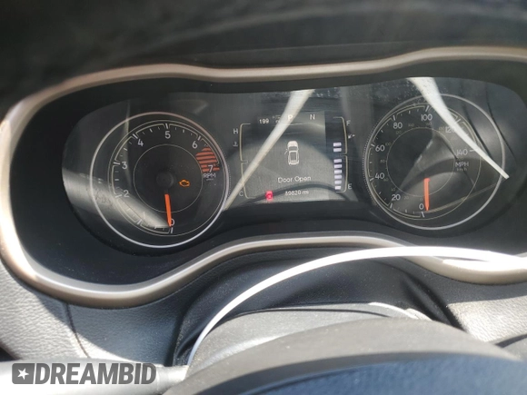 2016 Jeep Cherokee Altitude with VIN 1C4PJMCB6GW101759, listed as a Copart auction lot 62209745 with 89,820 mi miles and Clean title. Bid and sale history available at DreamBid. Image 9.