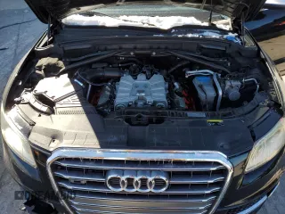 2014 Audi SQ5 Premium Plus z VIN WA1CGAFP8EA057710, wystawiony jako Copart lot #46312125 z przebiegiem 161 095 mil mil oraz Szkoda całkowita • Salvage title. Historia ofert i sprzedaży dostępna na DreamBid. Obrazek 12.