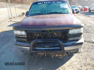 2002 Chevrolet Silverado 1500 LT with VIN 2GCEK19T421125920, listed as a IAAI auction lot 41605469 with 280,521 mi miles. Bid and sale history available at carsss.com. Image 6.