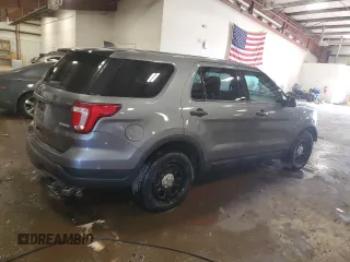 2018 Ford Police Interceptor Utility z VIN 1FM5K8ATXJGC77170, wystawiony jako Copart lot #76998874 z przebiegiem 133 130 mil mil oraz Czysty tytuł • Clean title. Historia ofert i sprzedaży dostępna na DreamBid. Obrazek 3.