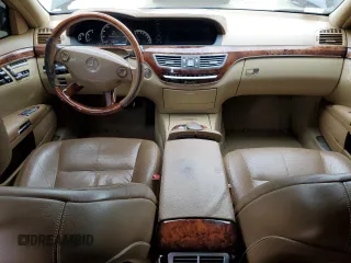 2008 Mercedes-Benz S-Class 5.5L V8 with VIN WDDNG86X88A185673, listed as a Copart auction lot 52859885 with 159,293 mi miles and Salvage Title. Bid and sale history available at carsss.com. Image 8.