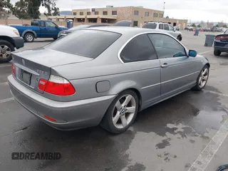 2004 BMW 3 Series 325Ci with VIN WBABD33424PL01554, listed as a IAAI auction lot 41499467 with 211,924 mi miles and . Bid and sale history available at carsss.com. Image 4.