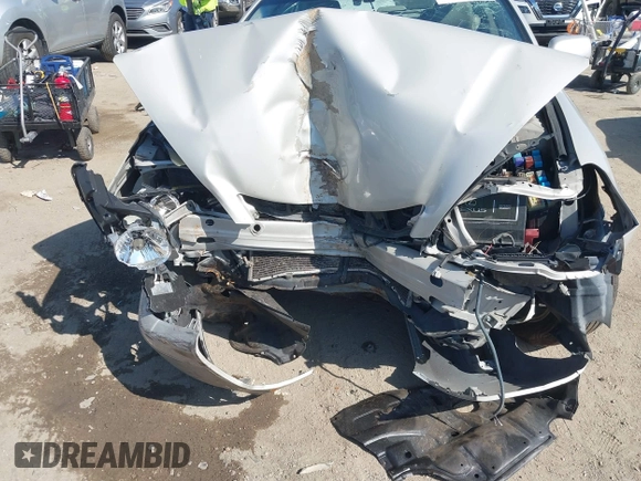 2004 Lexus ES 350 with VIN JTHBA30G745037204, listed as a IAAI auction lot 41816505 with 418,570 mi miles and . Bid and sale history available at DreamBid. Image 6.