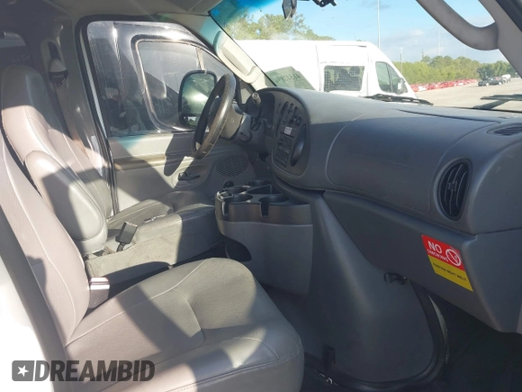 2006 Ford Econoline Cargo with VIN 1FTNS24W36DB38272, listed as a IAAI auction lot 41542894 with 211,370 mi miles. Bid and sale history available at carsss.com. Image 5.