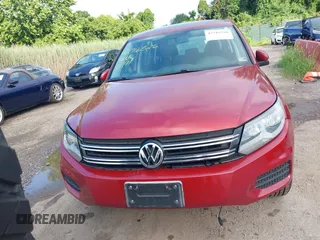 2012 Volkswagen Tiguan SE with VIN WVGAV7AX6CW090956, listed as a IAAI auction lot 42716526 with 227,665 mi miles and . Bid and sale history available at DreamBid. Image 6.