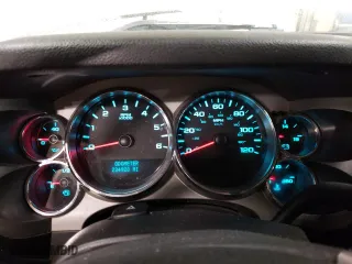 2007 Chevrolet Silverado 1500 LTZ with VIN 2GCEK13M371525637, listed as a Copart auction lot 42299725 with 234,928 mi miles and Salvage Title. Bid and sale history available at carsss.com. Image 9.