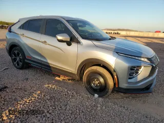 2022 Mitsubishi Eclipse Cross SE z VIN JA4ATWAA1NZ005758, wystawiony jako Copart lot #55155575 z przebiegiem 44 557 mil mil oraz Szkoda całkowita • Salvage title. Historia ofert i sprzedaży dostępna na DreamBid. Obrazek 4.