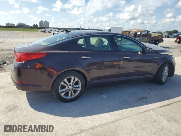 2013 Kia Optima EX z VIN 5XXGN4A70DG186128, wystawiony jako Copart lot #65836315 z przebiegiem 124 488 mil mil oraz Czysty tytuł • Clean title. Historia ofert i sprzedaży dostępna na DreamBid. Obrazek 3.