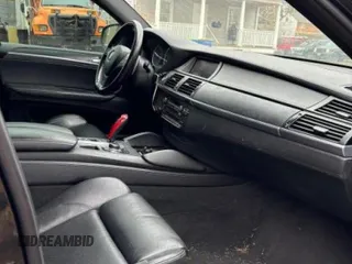 2011 BMW X6 M with VIN 5YMGZ0C5XBLK13932, listed as a Copart auction lot 41661715 with 113,047 mi miles and Clean Title. Bid and sale history available at carsss.com. Image 5.