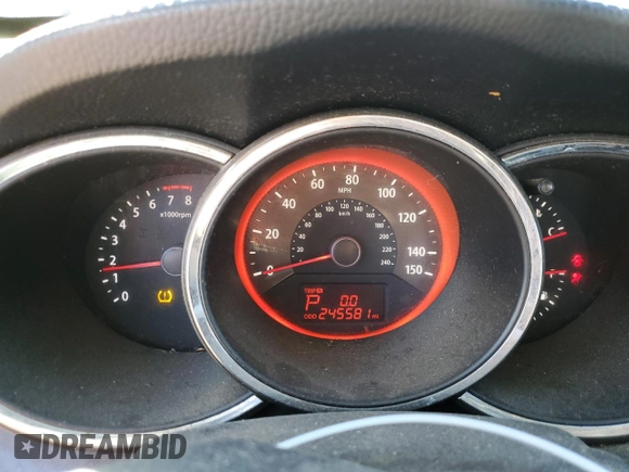 2011 Kia Sorento SX z VIN 5XYKW4A29BG156677, wystawiony jako Copart lot #42731225 z przebiegiem 245 581 mil mil oraz Czysty tytuł • Clean title. Historia ofert i sprzedaży dostępna na DreamBid. Obrazek 9.