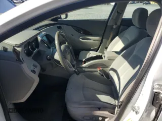 2013 Buick LaCrosse z VIN 1G4GA5ER2DF181147, wystawiony jako Copart lot #42118895 z przebiegiem 154 020 mil mil oraz Szkoda całkowita • Salvage title. Historia ofert i sprzedaży dostępna na DreamBid. Obrazek 7.