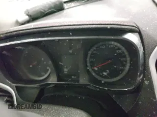 2014 GMC Terrain SLE z VIN 2GKALMEK7E6124959, wystawiony jako Copart lot #45269415 z przebiegiem Nie podano mil oraz Czysty tytuł • Clean title. Historia ofert i sprzedaży dostępna na DreamBid. Obrazek 9.