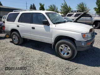 1998 Toyota 4Runner with VIN JT3HM84R8W0028608, listed as a Copart auction lot 65652995 with 205,899 mi miles and Clean title. Bid and sale history available at DreamBid. Image 4.