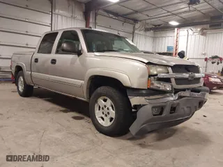 2005 Chevrolet Silverado 1500 LS with VIN 2GCEK13T651388567, listed as a IAAI auction lot 41532971 with 196,884 mi miles. Bid and sale history available at carsss.com. Image 1.
