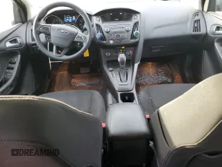 2018 Ford Focus SE with VIN 1FADP3F24JL327269, listed as a Copart auction lot 81620043 with 82,844 mi miles and Salvage Title. Bid and sale history available at carsss.com. Image 8.