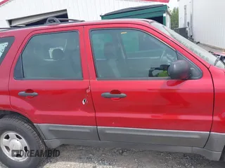 2003 Ford Escape XLS Popular with VIN 1FMYU02173KB35039, listed as a IAAI auction lot 42027491 with 208,808 mi miles and . Bid and sale history available at DreamBid. Image 13.
