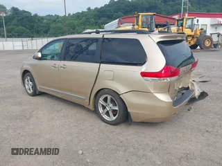 2012 Toyota Sienna XLE AAS with VIN 5TDYK3DC4CS220312, listed as a IAAI auction lot 42465081 with 92,548 mi miles and . Bid and sale history available at DreamBid. Image 3.