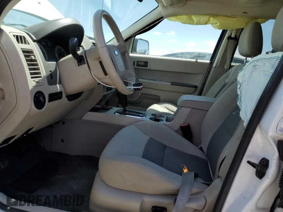 2008 Ford Escape XLT with VIN 1FMCU93148KB47296, listed as a Copart auction lot 58793065 with 116,218 mi miles and Salvage title. Bid and sale history available at DreamBid. Image 7.