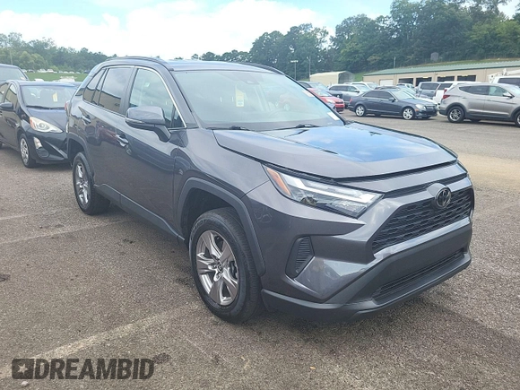 2022 Toyota RAV4 XLE with VIN 2T3P1RFV5NC282921, listed as a IAAI auction lot 42840420 with 43,470 mi miles and . Bid and sale history available at DreamBid. Image 19.
