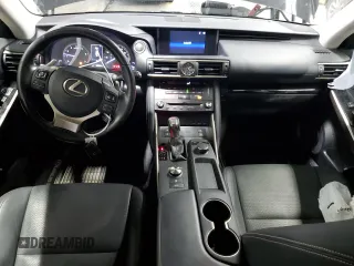 2018 Lexus IS 300 z VIN JTHBA1D27J5062795, wystawiony jako Copart lot #57393965 z przebiegiem 44 532 mil mil oraz Szkoda całkowita • Salvage title. Historia ofert i sprzedaży dostępna na DreamBid. Obrazek 8.