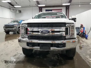 2019 Ford F-250 XLT с VIN 1FTBF2BT9KEC94076, выставлен на аукционе Copart как лот 44670025 с пробегом 120 824 миль миль и Списание • Salvage title. История ставок и продаж доступна на DreamBid. Изображение 5.