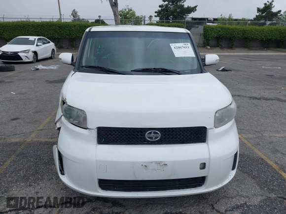 2008 Scion xB z VIN JTLKE50E681039754, wystawiony jako IAAI lot #42067611 z przebiegiem 133 463 mil mil oraz . Historia ofert i sprzedaży dostępna na DreamBid. Obrazek 12.