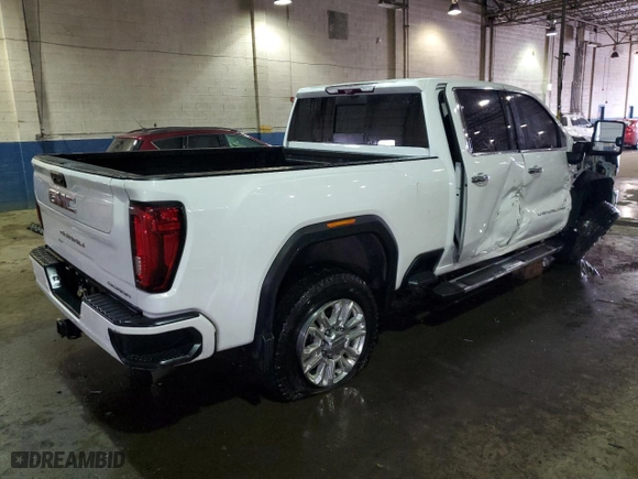 2020 GMC Sierra 2500HD Denali with VIN 1GT49REY5LF102583, listed as a Copart auction lot 87730935 with 122,665 mi miles and Salvage Title. Bid and sale history available at carsss.com. Image 3.