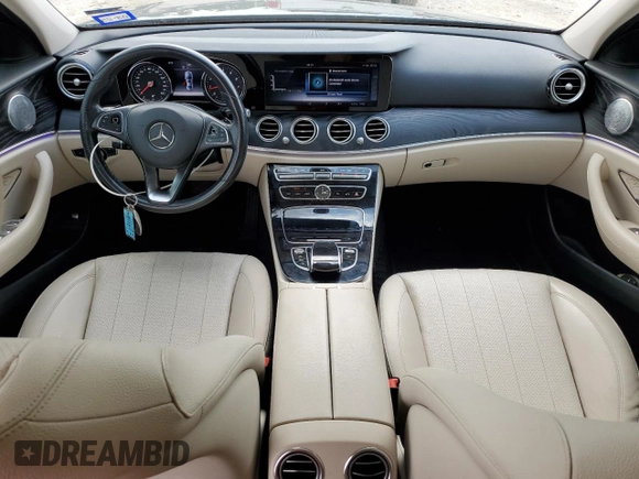 2017 Mercedes-Benz E 300 Luxury with VIN WDDZF4KB2HA128313, listed as a Copart auction lot 54372285 with 60,484 mi miles and Salvage title. Bid and sale history available at DreamBid. Image 8.