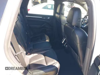 2016 Porsche Cayenne z VIN WP1AA2A24GKA36266, wystawiony jako IAAI lot #41857643 z przebiegiem 109 507 mil mil oraz . Historia ofert i sprzedaży dostępna na DreamBid. Obrazek 8.
