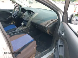 2015 Ford Focus SE с VIN 1FADP3F21FL203452, выставлен на аукционе IAAI как лот 40119573 с пробегом 143 915 миль миль и . История ставок и продаж доступна на DreamBid. Изображение 5.