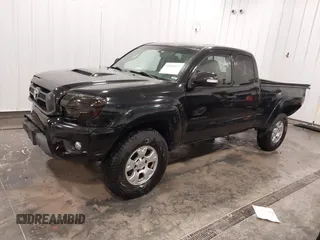 2013 Toyota Tacoma with VIN 5TFUU4EN4DX076111, listed as a IAAI auction lot 42068015 with 152,837 mi miles and . Bid and sale history available at DreamBid. Image 23.