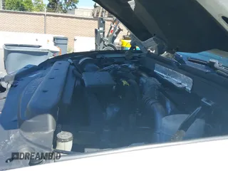 2018 Chevrolet Silverado 2500HD LTZ с VIN 1GC1KWEY3JF276719, выставлен на аукционе IAAI как лот 42923749 с пробегом 183 716 миль миль и . История ставок и продаж доступна на DreamBid. Изображение 19.