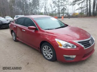 2013 Nissan Altima 2.5 SL with VIN 1N4AL3AP4DN563155, listed as a IAAI auction lot 41791305 with 184,778 mi miles. Bid and sale history available at carsss.com. Image 1.