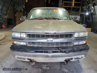 2001 Chevrolet Silverado 1500 with VIN 1GCEK14V91E250112, listed as a Copart auction lot 74664144 with 0 mi miles and Clean Title. Bid and sale history available at carsss.com. Image 5.