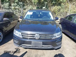 2018 Volkswagen Tiguan SEL z VIN 3VV2B7AX9JM142564, wystawiony jako IAAI lot #40630666 z przebiegiem 86 040 mil mil oraz . Historia ofert i sprzedaży dostępna na DreamBid. Obrazek 12.