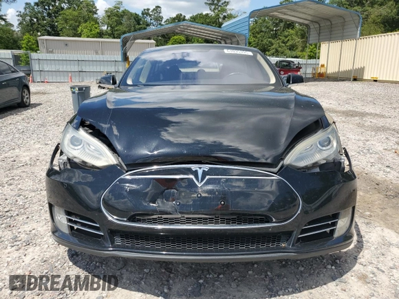 2013 Tesla Model S Performance с VIN 5YJSA1CP8DFP20786, выставлен на аукционе Copart как лот 61035395 с пробегом 140 119 миль миль и Списание • Salvage title. История ставок и продаж доступна на DreamBid. Изображение 5.