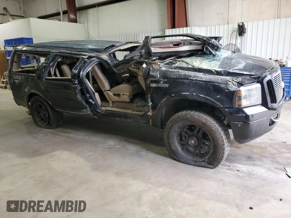 2004 Ford Excursion Limited with VIN 1FMSU43P64ED08260, listed as a Copart auction lot 43827475 with Not Provided miles and Salvage Title. Bid and sale history available at DreamBid. Image 4.