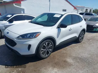 2021 Ford Escape SE with VIN 1FMCU0G62MUB33512, listed as a IAAI auction lot 41828402 with 110,205 mi miles and . Bid and sale history available at carsss.com. Image 19.