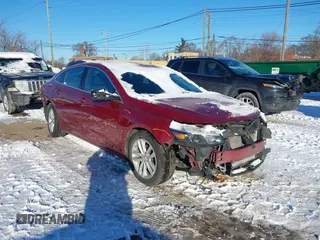 2018 Chevrolet Malibu LT with VIN 1G1ZD5ST6JF213168, listed as a IAAI auction lot 41589030 with 118,491 mi miles and . Bid and sale history available at carsss.com. Image 1.