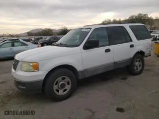 2004 Ford Expedition XLS with VIN 1FMRU13W74LB40774, listed as a Copart auction lot 84467024 with 217,945 mi miles and Salvage Title. Bid and sale history available at carsss.com. Image 1.