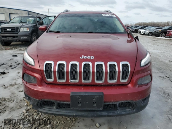 2014 Jeep Cherokee Altitude with VIN 1C4PJMCS7EW230154, listed as a Copart auction lot 88970105 with 75,482 mi miles and Salvage Title. Bid and sale history available at carsss.com. Image 5.