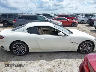 2017 Maserati GranTurismo Sport with VIN ZAM45VLA0H0218497, listed as a IAAI auction lot 40486377 with 1 mi miles. Bid and sale history available at carsss.com. Image 13.