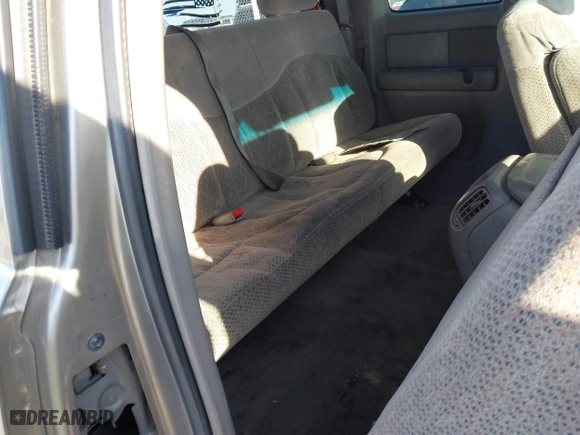 1999 Chevrolet Silverado 1500 LS with VIN 2GCEC19T9X1241246, listed as a IAAI auction lot 41837697 with 262,104 mi miles. Bid and sale history available at carsss.com. Image 8.