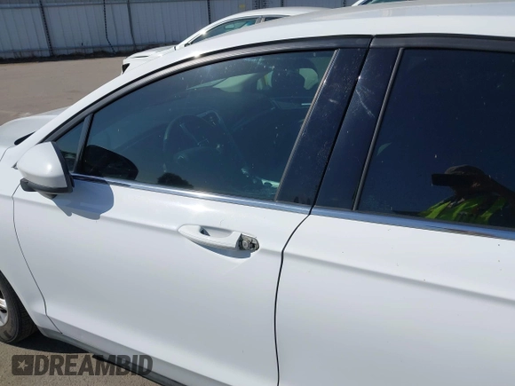 2016 Ford Fusion S z VIN 3FA6P0G79GR157809, wystawiony jako IAAI lot #41994860 z przebiegiem 161 049 mil mil oraz . Historia ofert i sprzedaży dostępna na DreamBid. Obrazek 6.