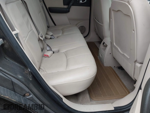 2004 Saturn VUE V6 with VIN 5GZCZ63424S861824, listed as a IAAI auction lot 42184264 with 122,904 mi miles and . Bid and sale history available at DreamBid. Image 8.