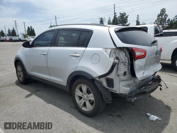 2013 Kia Sportage LX z VIN KNDPB3A26D7357884, wystawiony jako Copart lot #55836165 z przebiegiem 140 252 mil mil oraz Szkoda całkowita • Salvage title. Historia ofert i sprzedaży dostępna na DreamBid. Obrazek 2.